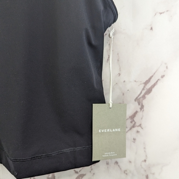 Everlane Tank Top Womens Black Crop The Perform High Neck Shelf Bra NEW - Picture 6 of 14